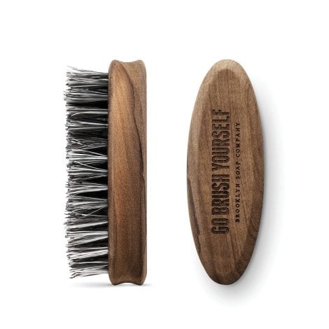 Bartbürste · BROOKLYN SOAP COMPANY · Vegane Bürste für die tägliche Bartpflege von 3-Tage-Bart oder Vollbart · Beard Brush als Geschenk für Männer und unterwegs.