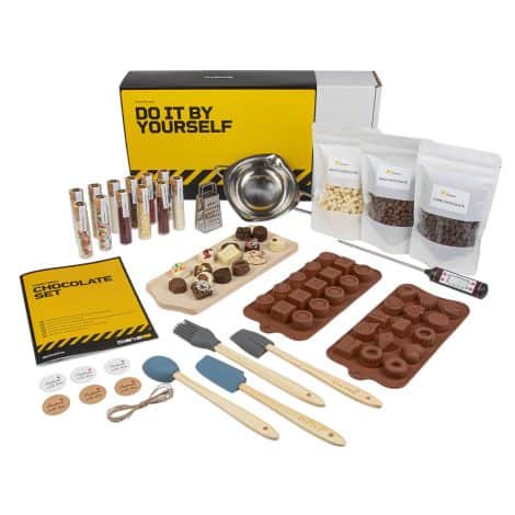 DIBYS Pralinen-Set für selbstgemachte Schokolade | Natürliche Zutaten & 12 Toppings | Geschenk für Jung und Alt | Ideal zum Geburtstag & Weihnachten | Einsteiger-Set.