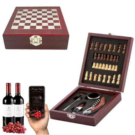 Einzigartige Geschenke für ihn – ein Wein- und Schach-Set als Valentinstagsgeschenk – ein Männerthermometer mit Korkenzieher und Flaschenöffner.